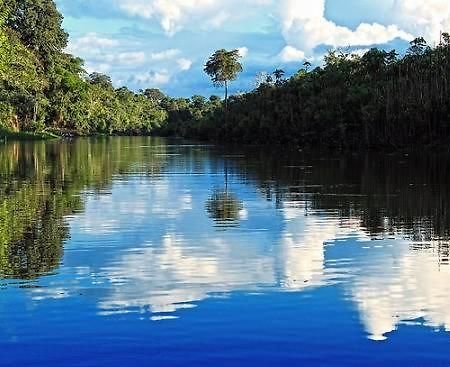 Hospedaje Las Brisas Otel Iquitos Dış mekan fotoğraf